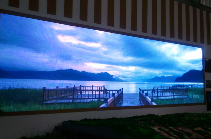 led廠家教你調節小間距LED顯示屏的亮度