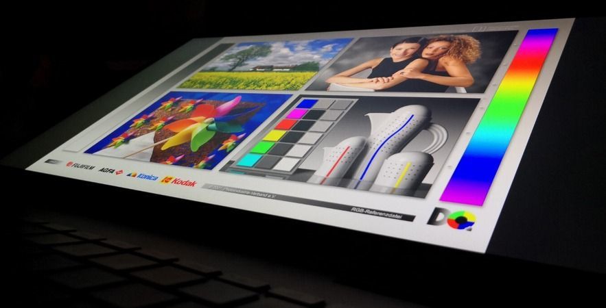 關于OLED透明屏的發光原理