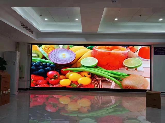 小間距led顯示屏的特點是什么？